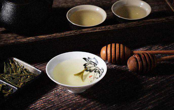 品尝大益普洱茶凤凰格格：独特口感与多重功效，让你爱上普洱茶