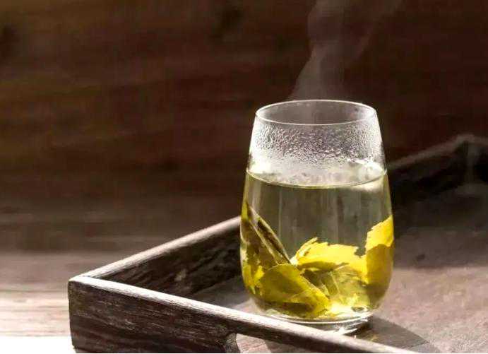 泡茶直接倒开水？难怪你泡不出好茶，教你3招，轻松泡出香醇好茶