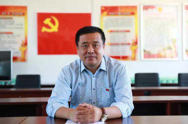 农安县前岗镇于家村第一书记姜润涛：“你们都脱贫了，我这5年也就没白来！”