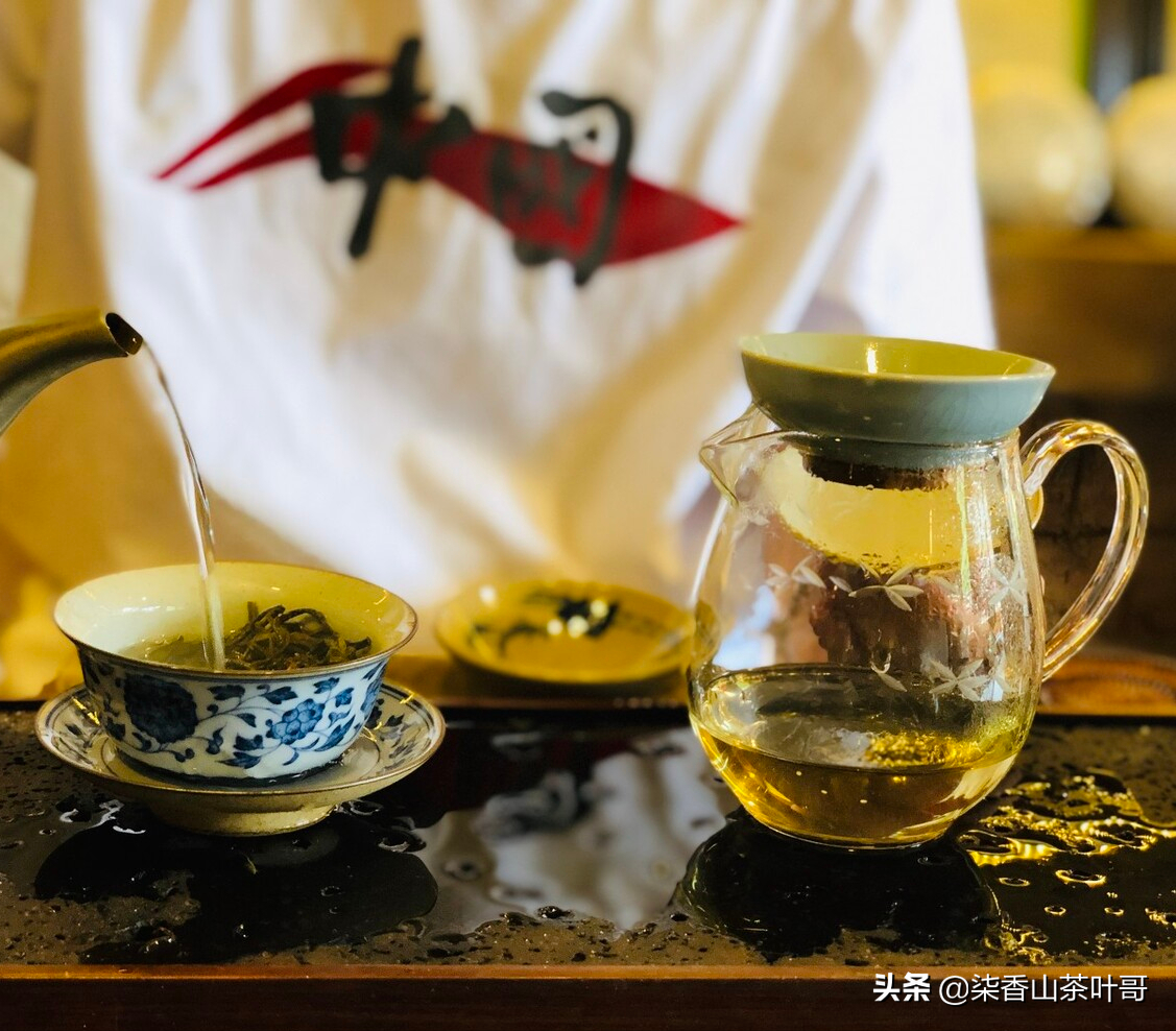 塞翁失马，焉知祸福：茶农大量屯茶，成为资本扩张的好机会