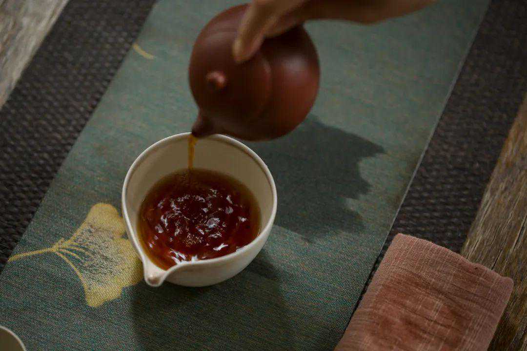 特级原料，仓储干净，多了几种“金花”，风味不一样