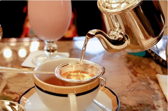 浅析：18世纪英中红茶贸易及其对英国社会的影响