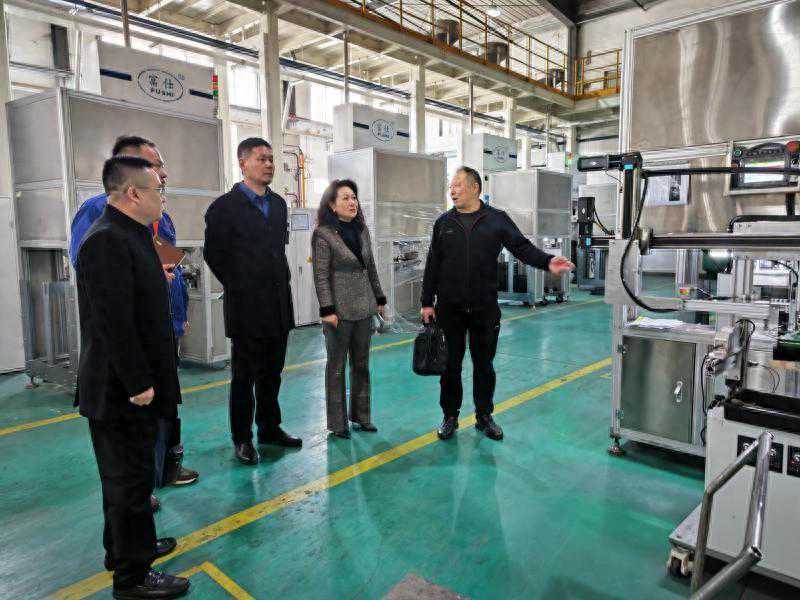 裕安职业学校赴高新区精准服务企业用工需求