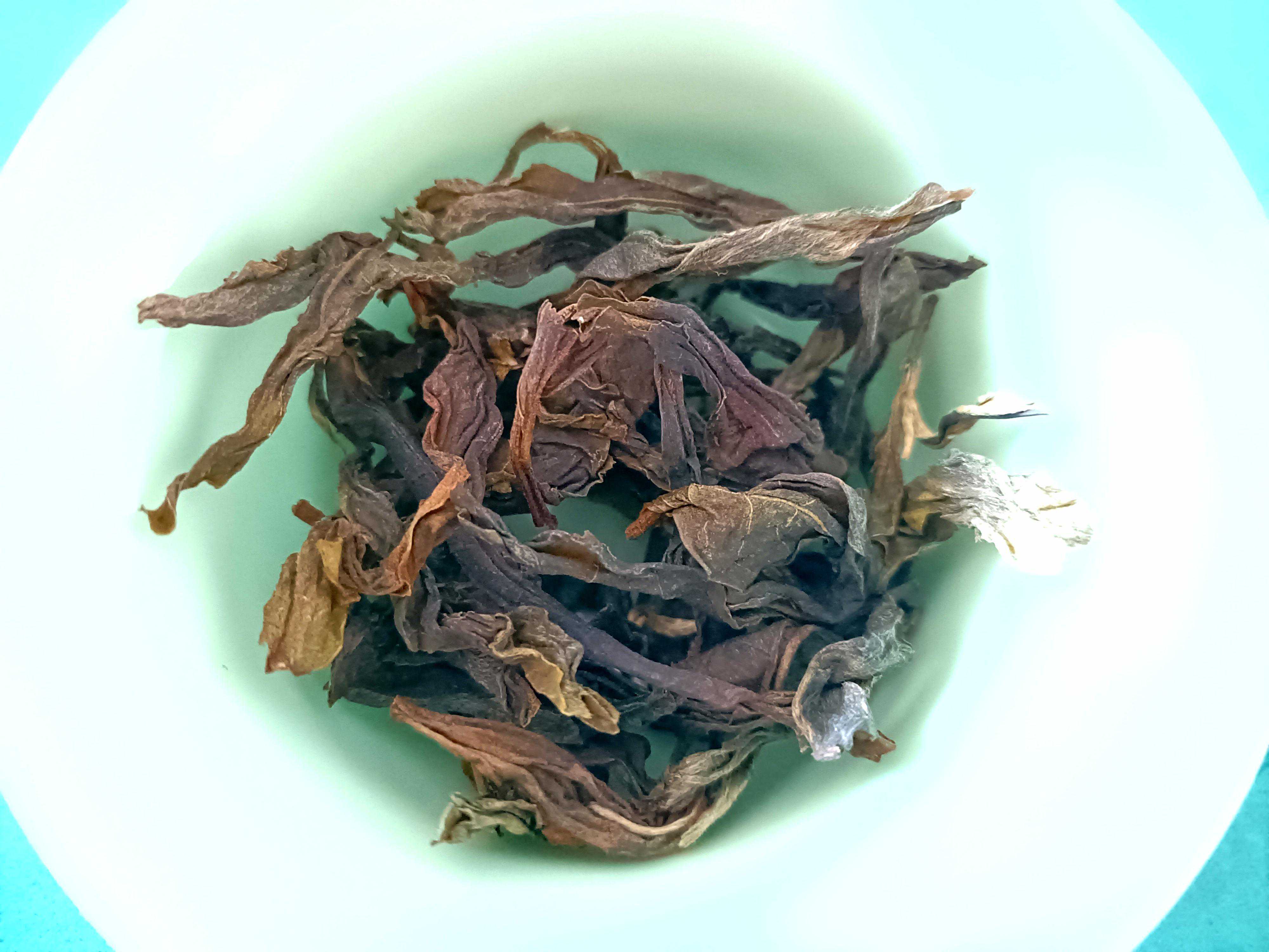 品鉴保塘古树茶