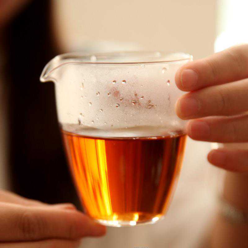 茶小白答疑：从五大方面教你分辨，普洱熟茶和红茶到底有何区别