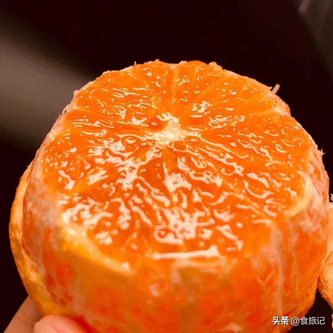 甜炸了！闽南深山“酿”出的蜜香柑，口口吮蜜汁，皮比纸还薄