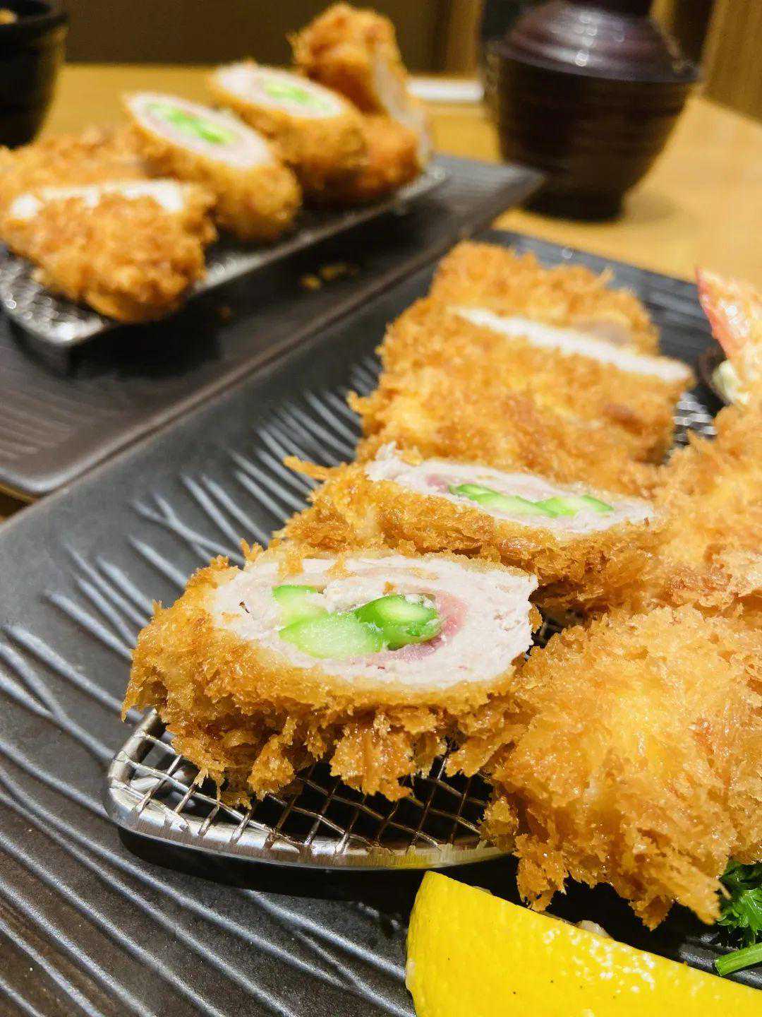 一片柑皮来之不易，新会陈皮传承历史要牢记！