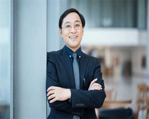 湘西大山里茶山村的教师 和苗族孩子们一起“留守”