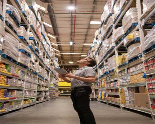 西藏墨脱县卡布村：陌上茶林绿成蹊 香气氤氲满乾坤